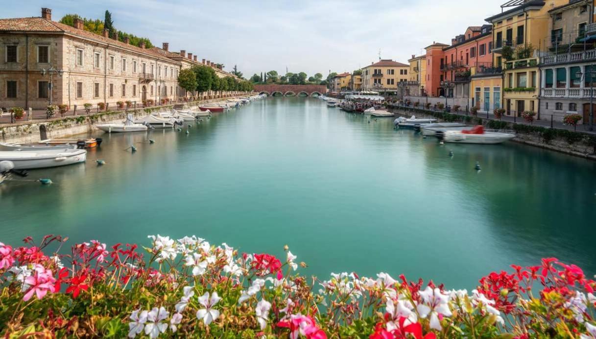 Апартаменты La Rosa Del Garda Пескьера-дель-Гарда Экстерьер фото